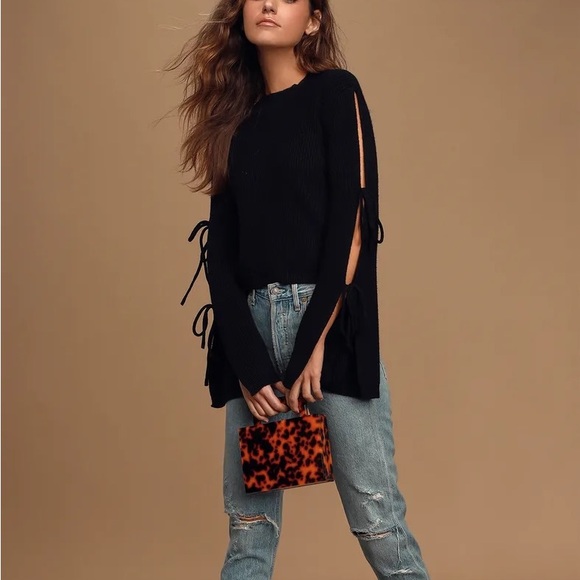 Lulus black flutter sleeve cropped sweater XS - Picture 2 of 6